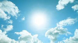 Máxima de 18º y alerta por vientos y nevadas intensas