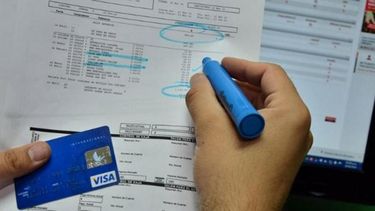 San Juan: alertan por consumos duplicados en resúmenes de tarjetas de crédito