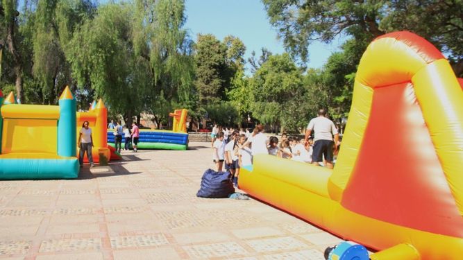 Capital lanzó su programa Recreación Móvil Inflable