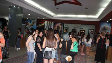 Las fanáticas sanjuaninas hicieron colas eternas para ver 50 Sombras