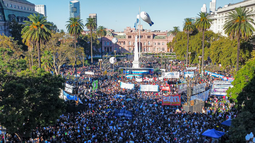 La Libertad Avanza tildó de política la marcha y ratificó el ajuste a las universidades La Libertad Avanza tildó de política la marcha y ratificó el ajuste a las universidades