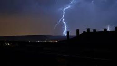 Lluvia y granizo en algunos departamentos