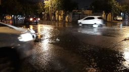 Intensa lluvia en varios puntos del Gran San Juan y otros departamentos