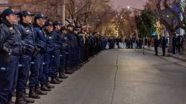 Ascendieron a la mayor cantidad de efectivos policiales de los últimos años en San Juan