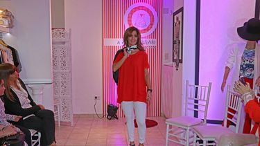 Pasarela de lujo con moda de autor