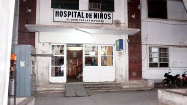 Nena de 8 años quiso cruzar la calle con su abuela y la chocaron Nena de 8 años quiso cruzar la calle con su abuela y la chocaron