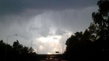 Después de la lluvia: ¿se viene el Zonda?