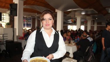 Los trabajadores de la sanidad celebraron con un gran locro su día