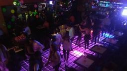 El repudiable método de un bar para robarles a sus clientes