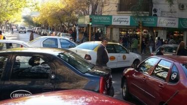 Taxis: estalló el conflicto en pleno centro