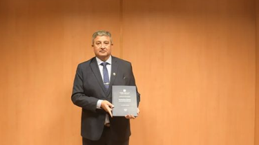 &nbsp;Díganle Licenciado: el Jefe de la Policía se recibió&nbsp;