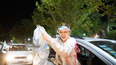Locura sanjuanina en la plaza por el triunfo de la Selección de Hockey