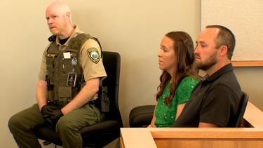 Quisieron curar a su bebé con aceite de oliva y lo mataron: fueron condenados