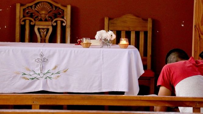 Las imágenes más impactantes del Obispo en la cárcel