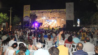 En una noche soñada Santa Lucía festejó a su Santa Patrona