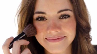 Make up: tips para sumarle color al rostro