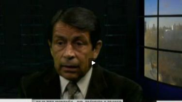 Quieren agravar las multas por manejar hablando por celular