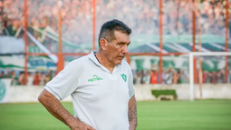 Qué fue de la vida de Luis Murúa, el DT de la Patagonia que estuvo a un paso de la gloria en Desamparados Qué fue de la vida de Luis Murúa, el DT de la Patagonia que estuvo a un paso de la gloria en Desamparados