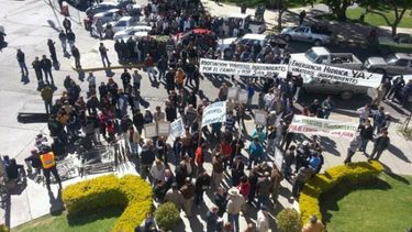Agua para riego: Productores se movilizaron hasta la Legislatura