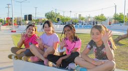 Chimbas sumó una nueva plaza en el Barrio Conjunto III con espacios verdes, juegos y luminarias