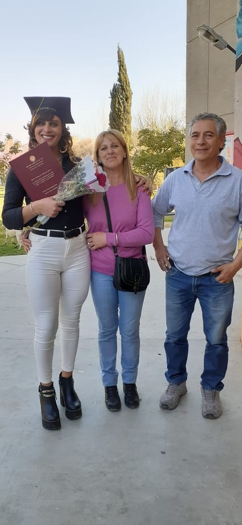 Por primera vez, una chica trans se graduó en la UNSJ