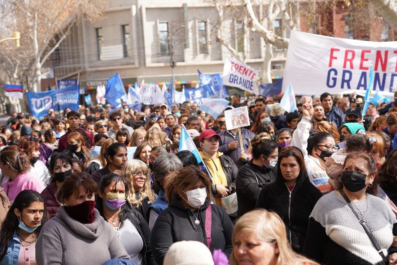 En San Juan marcharon en apoyo a Cristina: mirá quiénes estuvieron 