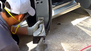 Ya es obligatorio en San Juan el grabado del dominio en vehículos