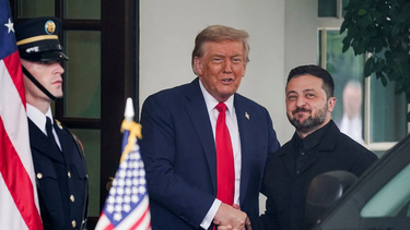 Tras reunirse con Putin, Trump recibió a Zelensky