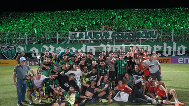 ¡concepcion es carnaval!: san martin lo gano a puro huevo y jugara la final por el ascenso a primera ¡concepcion es carnaval!: san martin lo gano a puro huevo y jugara la final por el ascenso a primera