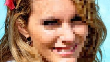 Una ex Reina del Sol mandó al frente a unos policías que le gritaron groserías