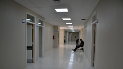 Pacientes que están solos en el Hospital Rawson, una problemática en aumento y que afecta a personas cada vez más jóvenes. Pacientes que están solos en el Hospital Rawson, una problemática en aumento y que afecta a personas cada vez más jóvenes.