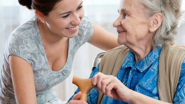 ¿Tenés un abuelito/a en casa? estos son los cuidadores habilitados