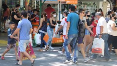 El comercio local abrirá normalmente el jueves y permanecerá cerrado el viernes Santo.&nbsp;