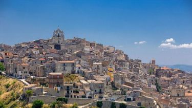 Italia busca profesionales argentinos y ofrece jugosos sueldos: cómo postularse