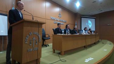 Caliente debate en el Foro de Abogados por los temas más polémicos de la actualidad