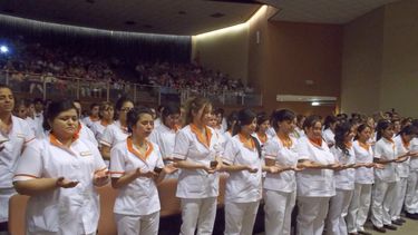 150 enfermeros y enfermeras formados en la Universidad Nacional de San Juan