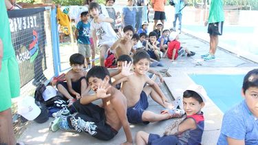 San Juan es la más caliente antes del mediodía y el sol está peligroso