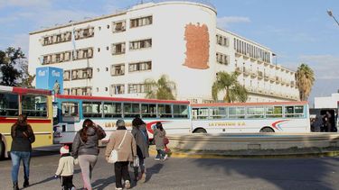 Usuarios perjudicados: los colectivos salieron una hora tarde