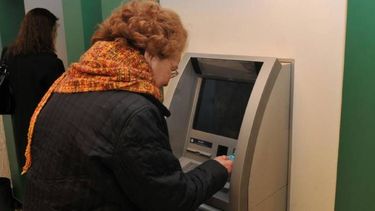 Corré al cajero: comienza el pago de Pensiones Provinciales