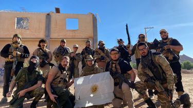 Rock, encuentro con amigos y combates simulados en Ullum, una opción para este finde