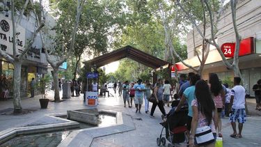 El Gobierno se reunió con los artesanos para definir cómo trabajar en la calle