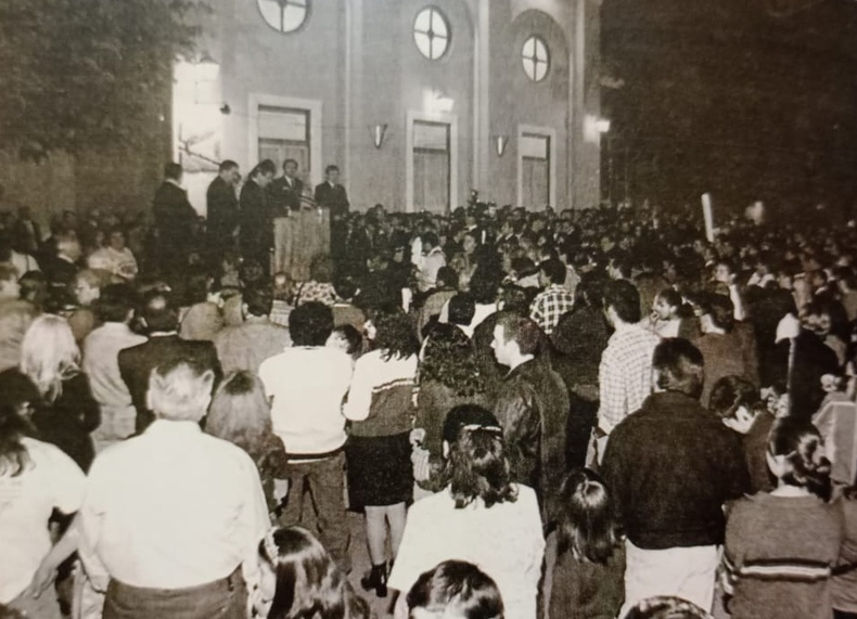 A finales de los '90, la Fiesta del Sol estrenó un Predio Ferial en la ex Estación San Martín, que luego desapareció.