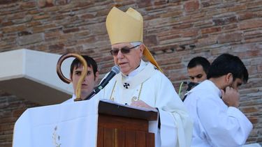 Monseñor Delgado se despidió pidiendo que recen por él