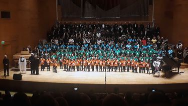 Video: la emotiva interpretación del Aurora de todos los coros de la UNSJ