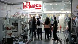 A 10 años del cierre de La Rueca, la historia del ícono fashion de las sanjuaninas de los 90 A 10 años del cierre de La Rueca, la historia del ícono fashion de las sanjuaninas de los 90