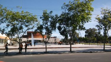 Cortaron las calles que rodean el teatro a la espera del público