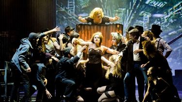 El Teatro del Bicentenario, el gran orgullo nacional