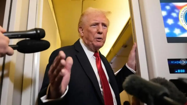 Donald Trump aseguró que ayuda a Argentina porque está luchando por su vida.