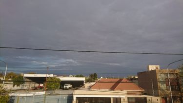 Domingo nublado en San Juan: la lluvia, ¿arranca o no arranca?