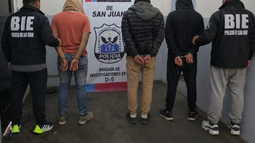 Allanamientos por un ataque armado en 25 de Mayo: hay tres detenidos Allanamientos por un ataque armado en 25 de Mayo: hay tres detenidos